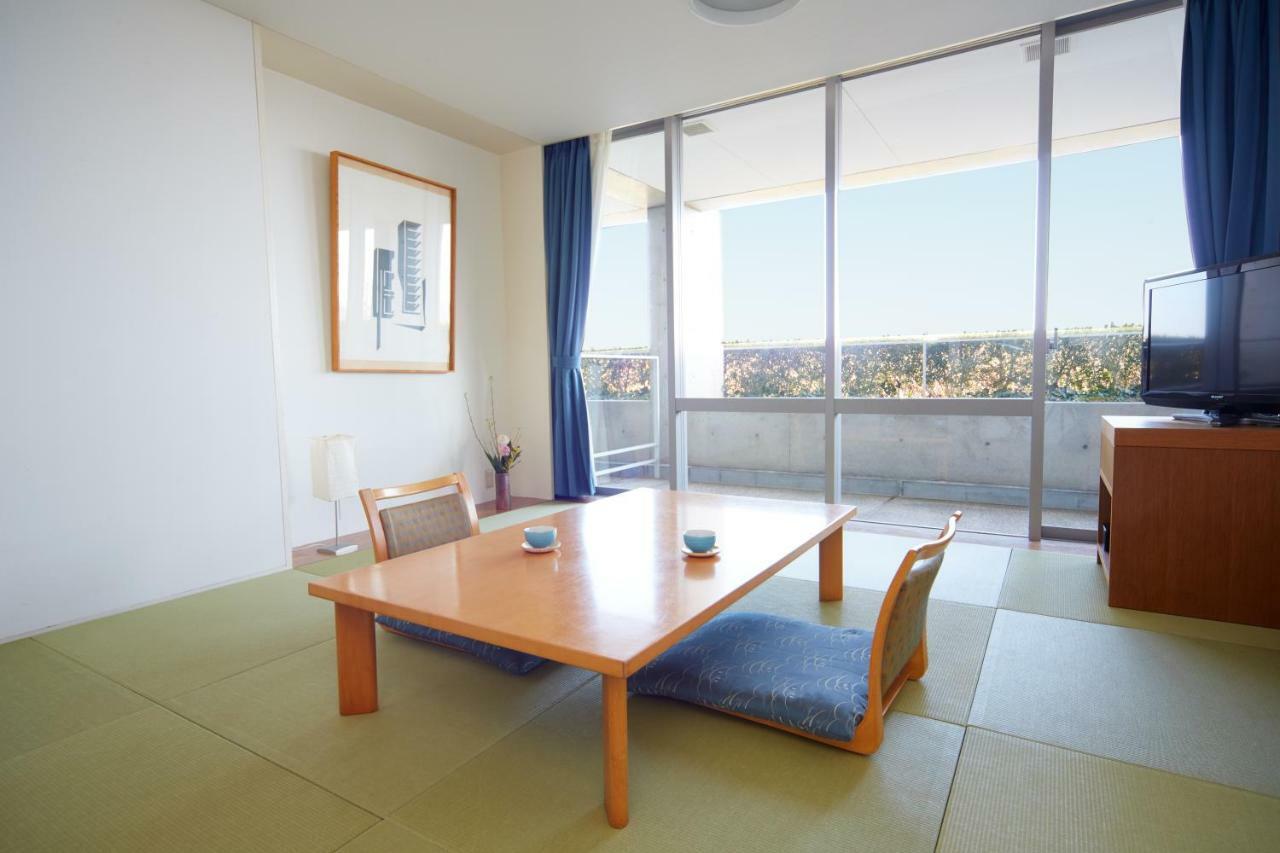 Toto Seawind Awaji Hotel Bagian luar foto